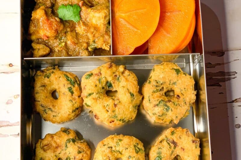 Lunchbox Idea: Spinach Medu Vada, Chicken curry and Persimmon